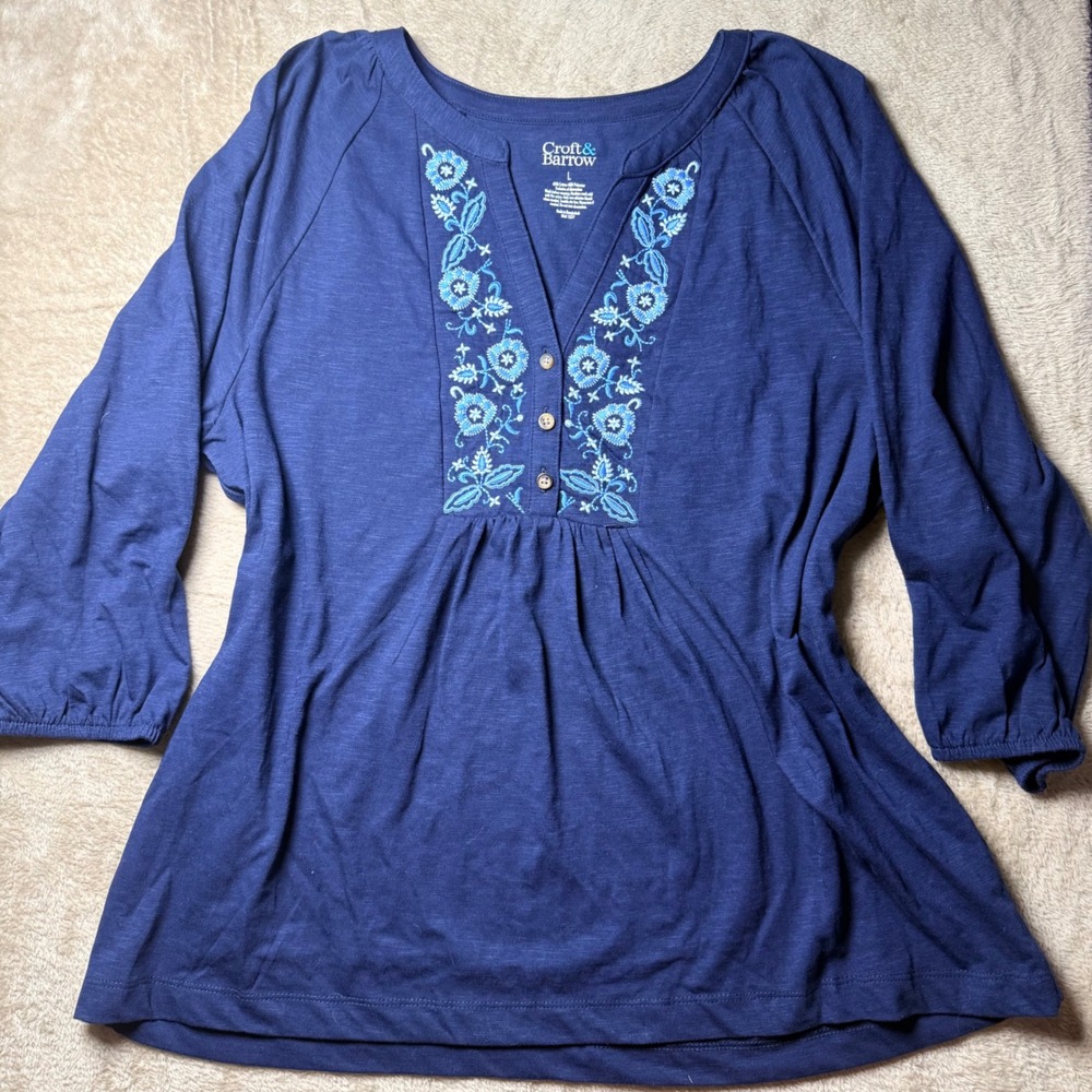 Croft & Barrow Navy‎  Embroidered Floral Top 3/4 Sleeve Large Cottagecore Summer